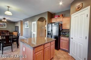 960 E Blue Spruce Ln, Gilbert, AZ 85298 photo 8