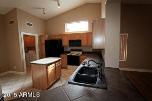 1502 E Black Diamond Dr, Gilbert, AZ 85296 photo 4