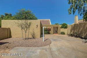 313 E Ambassador Dr, Tempe, AZ 85288 photo 2