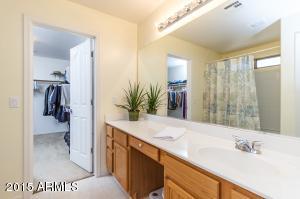 2009 S Falcon Dr, Gilbert, AZ 85295 photo 14
