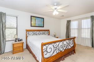 2009 S Falcon Dr, Gilbert, AZ 85295 photo 11