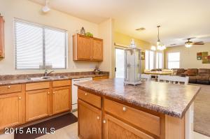 2009 S Falcon Dr, Gilbert, AZ 85295 photo 10
