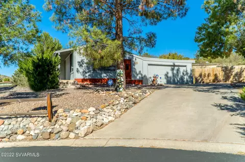 690 Palo Verde Pl, Cornville, AZ 86325