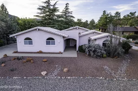 105 Red Rock Cove Dr, Sedona, AZ 86351