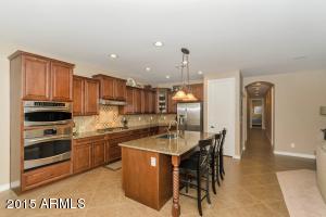 2467 E Tonto Dr, Gilbert, AZ 85298 photo 3