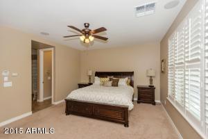 2467 E Tonto Dr, Gilbert, AZ 85298 photo 9