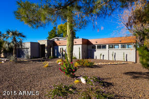 2520 E Claire Dr, Phoenix, AZ 85032 photo 1