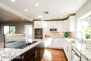2520 E Claire Dr, Phoenix, AZ 85032 photo 8