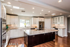 2520 E Claire Dr, Phoenix, AZ 85032 photo 5