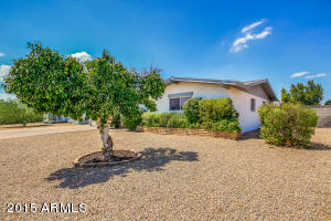 1876 E Watson Dr, Tempe, AZ 85283 photo 2