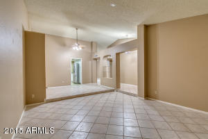463 E Hackamore St, Mesa, AZ 85203 photo 5