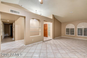 463 E Hackamore St, Mesa, AZ 85203 photo 9