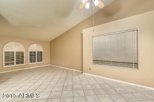 463 E Hackamore St, Mesa, AZ 85203 photo 8