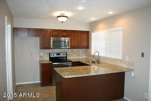 4039 E Sunland Ave, Phoenix, AZ 85040 photo 3