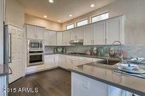 3208 E Orange Dr, Phoenix, AZ 85018 photo 6