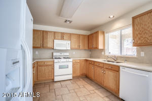 3429 E Francisco Dr, Phoenix, AZ 85042 photo 10