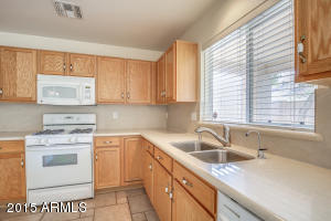 3429 E Francisco Dr, Phoenix, AZ 85042 photo 11