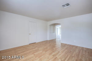 3429 E Francisco Dr, Phoenix, AZ 85042 photo 9