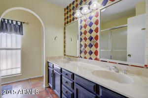 2445 E Cheryl Dr, Phoenix, AZ 85028 photo 23