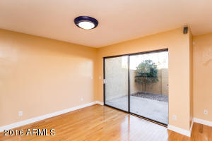 811 E Redondo Dr, Tempe, AZ 85282 photo 9