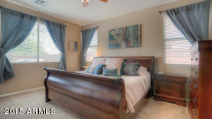 649 E Hummingbird Way, Gilbert, AZ 85297 photo 8