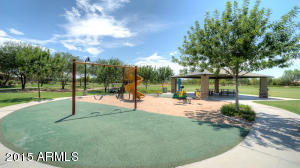 649 E Hummingbird Way, Gilbert, AZ 85297 photo 22
