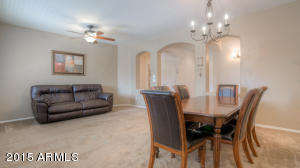 649 E Hummingbird Way, Gilbert, AZ 85297 photo 3