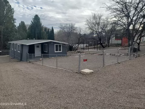 4295 E Shade Rd, Rimrock, AZ 86335