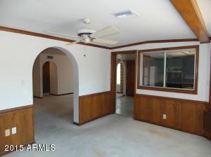 1907 E Loma Ln, Phoenix, AZ 85020 photo 12