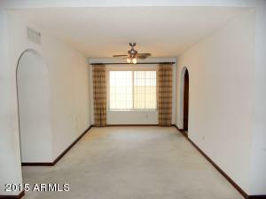 1907 E Loma Ln, Phoenix, AZ 85020 photo 5