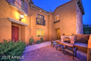 3958 E Crest Ln, Phoenix, AZ 85050 photo 2