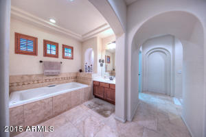 3958 E Crest Ln, Phoenix, AZ 85050 photo 21