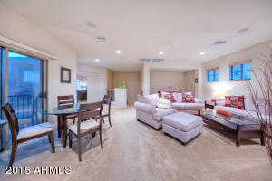 3958 E Crest Ln, Phoenix, AZ 85050 photo 18
