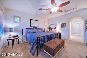 3958 E Crest Ln, Phoenix, AZ 85050 photo 20