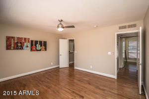2520 E North Ln, Phoenix, AZ 85028 photo 10