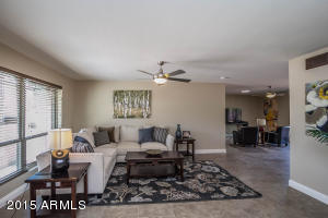 2520 E North Ln, Phoenix, AZ 85028 photo 3