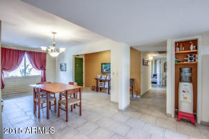 3909 E Shaw Butte Dr, Phoenix, AZ 85028 photo 8