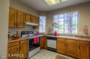 60 N Colonial Dr, Gilbert, AZ 85234 photo 5