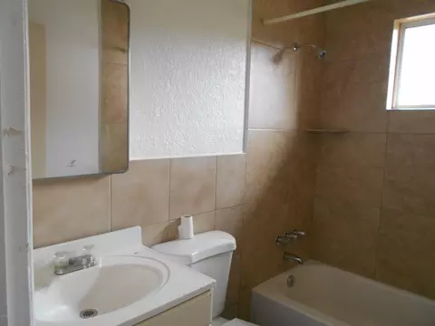 1223 Eva St, Phoenix, AZ 85020 photo 4