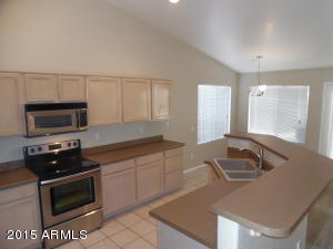 25 N Cholla St, Gilbert, AZ 85233 photo 4