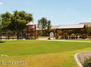 2575 E Colonial Ct, Chandler, AZ 85249 photo 8