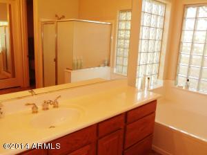 2575 E Colonial Ct, Chandler, AZ 85249 photo 23