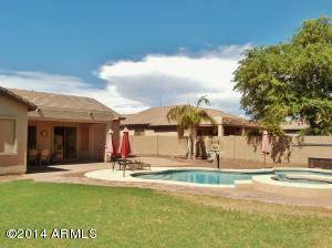 2575 E Colonial Ct, Chandler, AZ 85249 photo 3