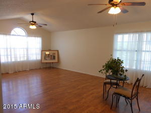 2863 E Leonora St, Mesa, AZ 85213 photo 3
