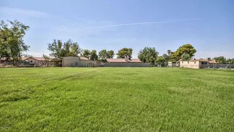 910 E Desert Ln, Gilbert, AZ 85234 photo 30
