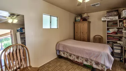 910 E Desert Ln, Gilbert, AZ 85234 photo 41