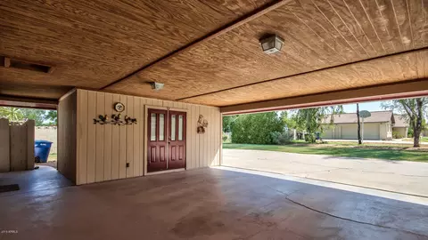 910 E Desert Ln, Gilbert, AZ 85234 photo 39