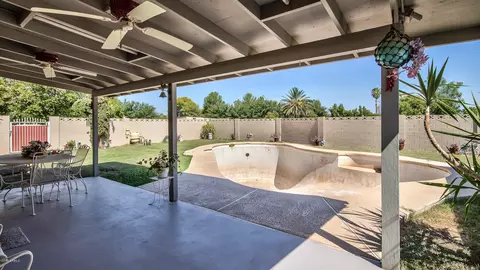910 E Desert Ln, Gilbert, AZ 85234 photo 26