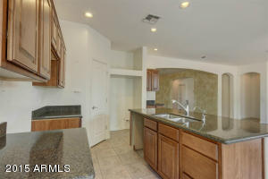 3241 E Kesler Ln, Gilbert, AZ 85295 photo 8