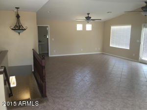324 E Juniper St, Mesa, AZ 85201 photo 2